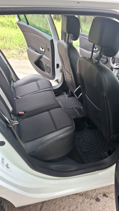 Продаю Renault Megane 3 bose
