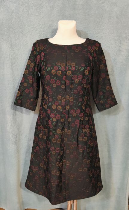 Jesienna sukienka w kwiaty wizytowa 100% rayon Ezuri