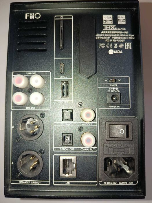 FiiO R7 odtwarzacz sieciowy DAC – pudełko i akcesoria