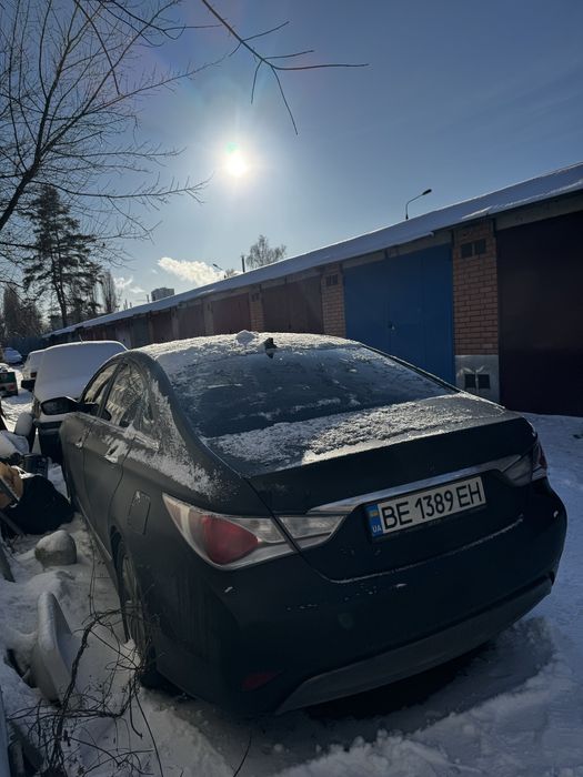 Hyundai Sonata 2.4 Hybrid читати опис