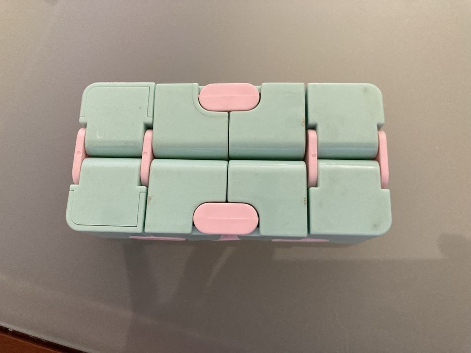 Varios brinquedos didaticos