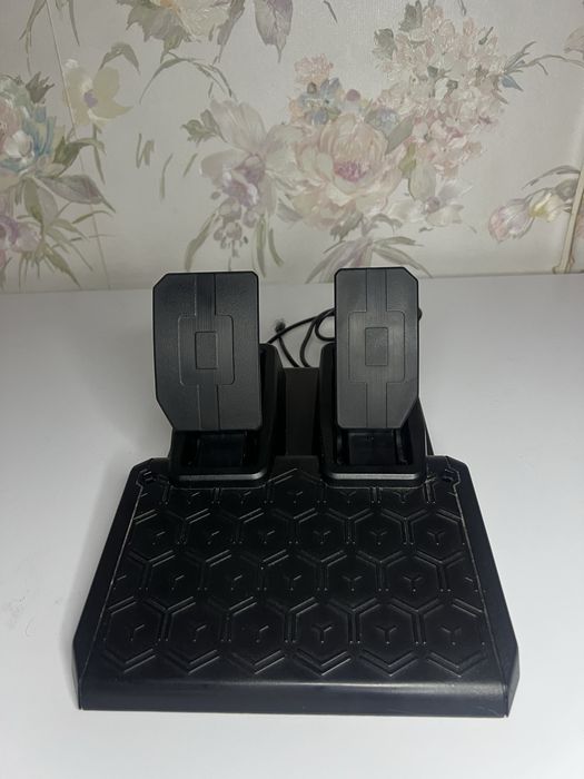 Игровой руль Thrustmaster T128 Force Feedback