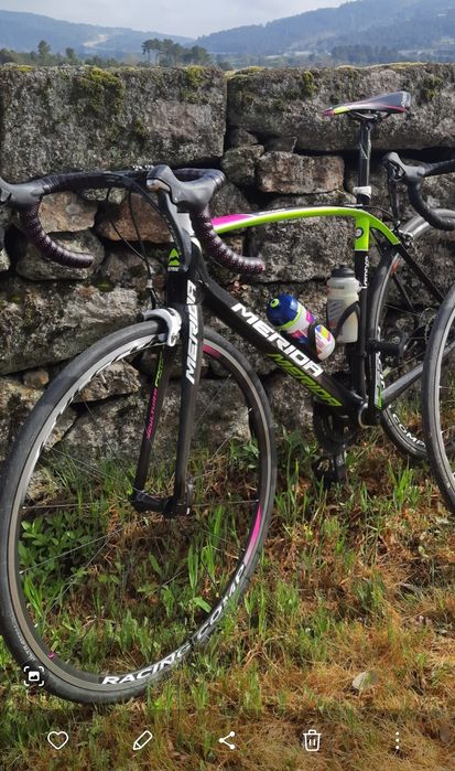 Bicicleta estrada Merida scultura carbono