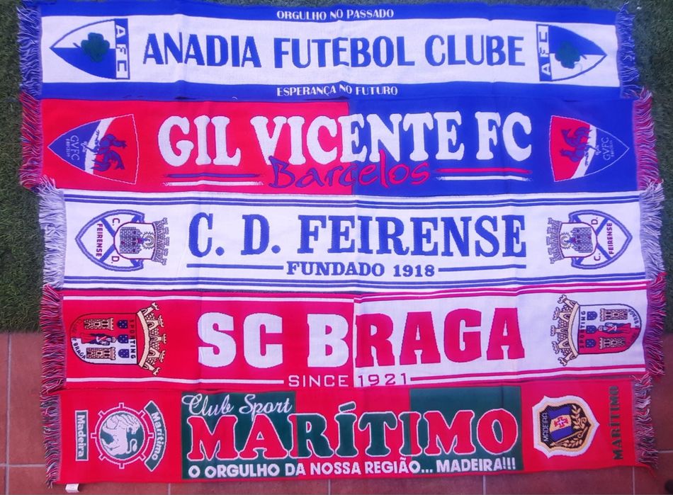Cachecóis de futebol a vossa escolha