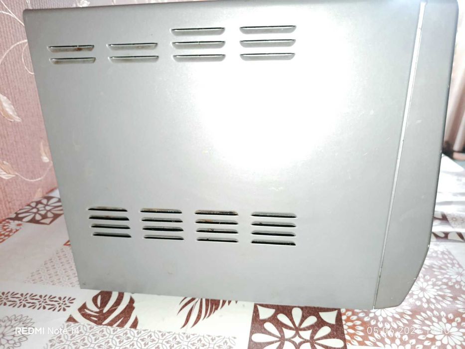 Микроволновая печь (СВЧ) Samsung ME83KRS-2/UA