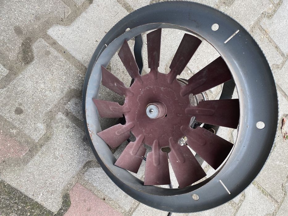 Wentylator ścienny jednofazowy