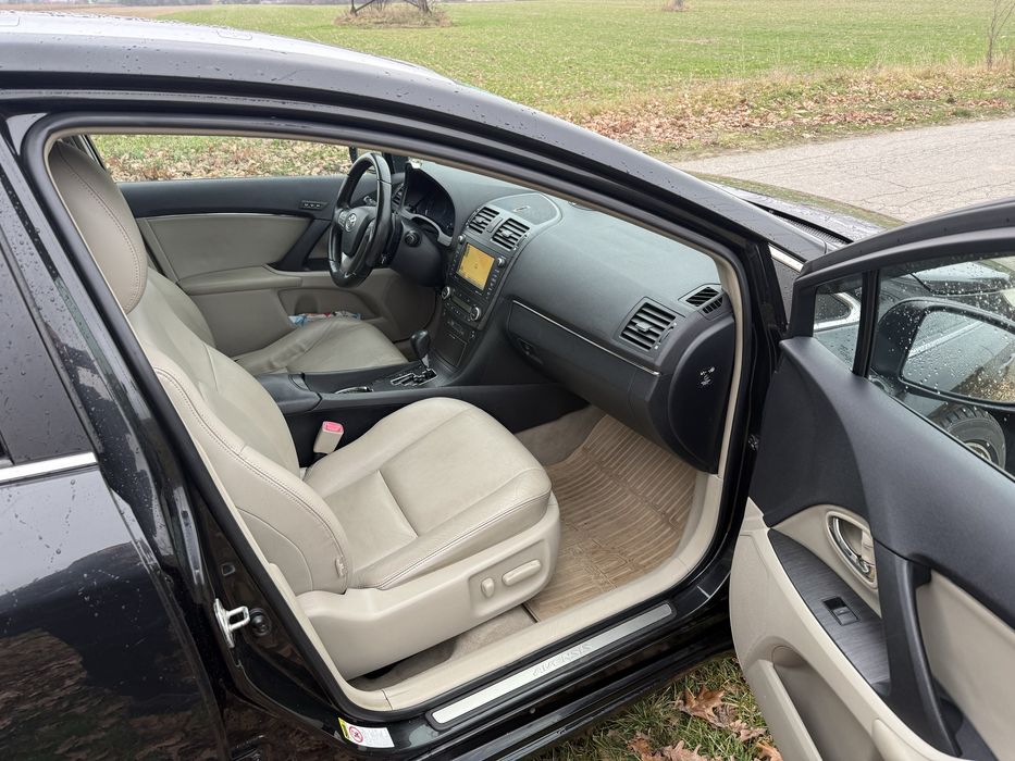 Toyota Avensis t27 2.2D 2009р