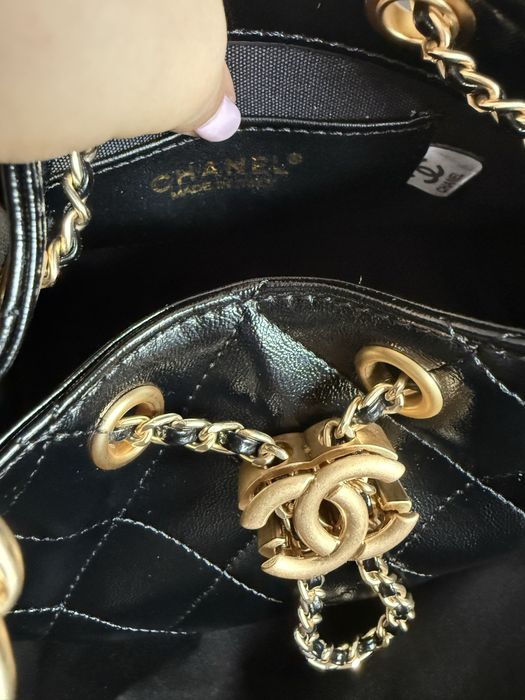 Torebka Chanel hobo 25 mini