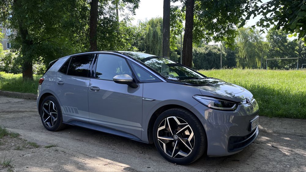 iD3.PRO PERFORMANCE  Європейська версія досить економне у використанні