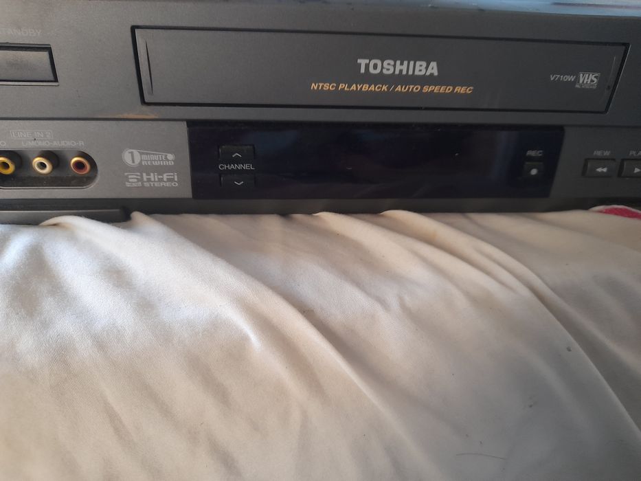 Vendo leitor de vhs precisa de um concerto