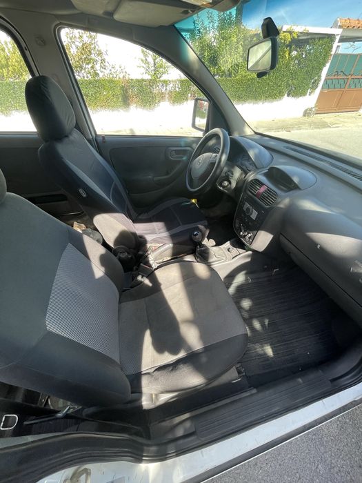 Carro Opel Combo