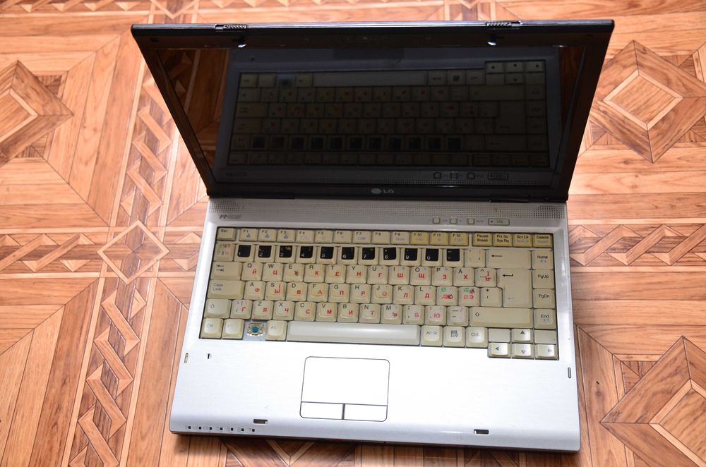ноутбук LG R40 R405-A