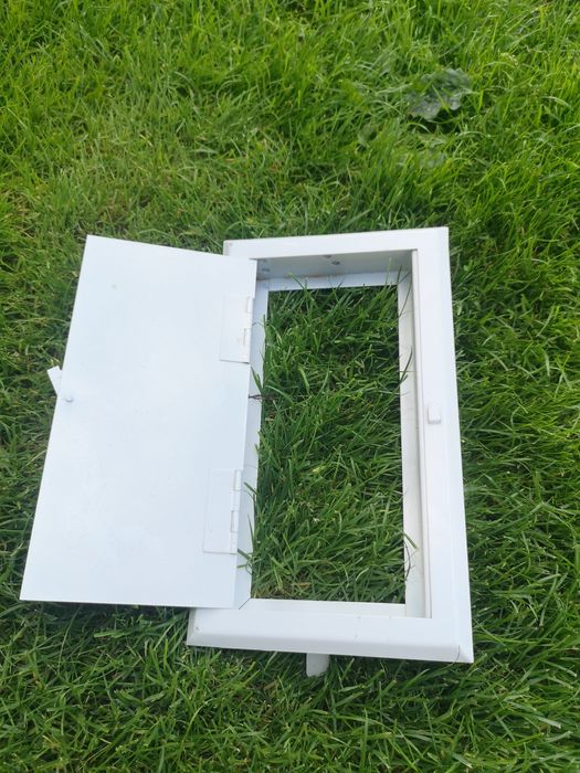 Drzwiczki rewizyjne nowe