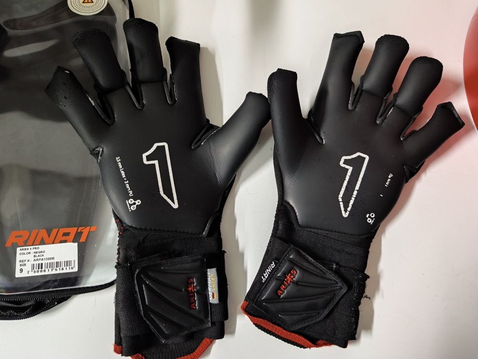 Luva Rinat Aries X PRO