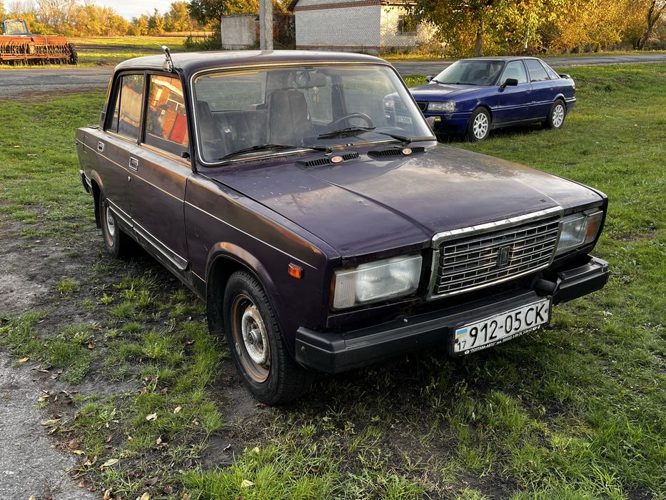 продам Ваз 2107  бензин