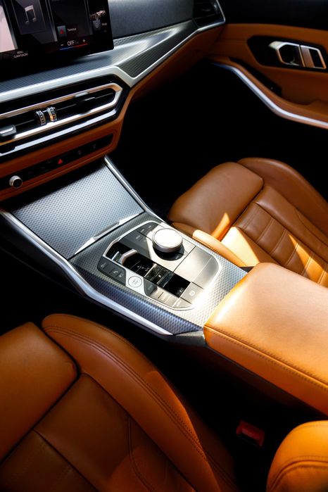 BMW 330e Pack M LCI Plug-In