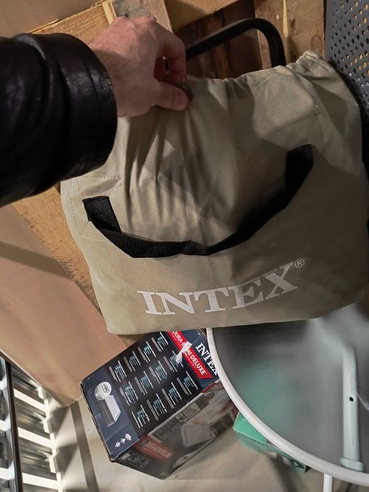 Materac dmuchany typu lozko intex 56 sm grubosc