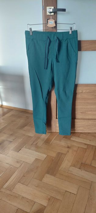 Spodnie damskie zielone, rozmiar 36, Diverse