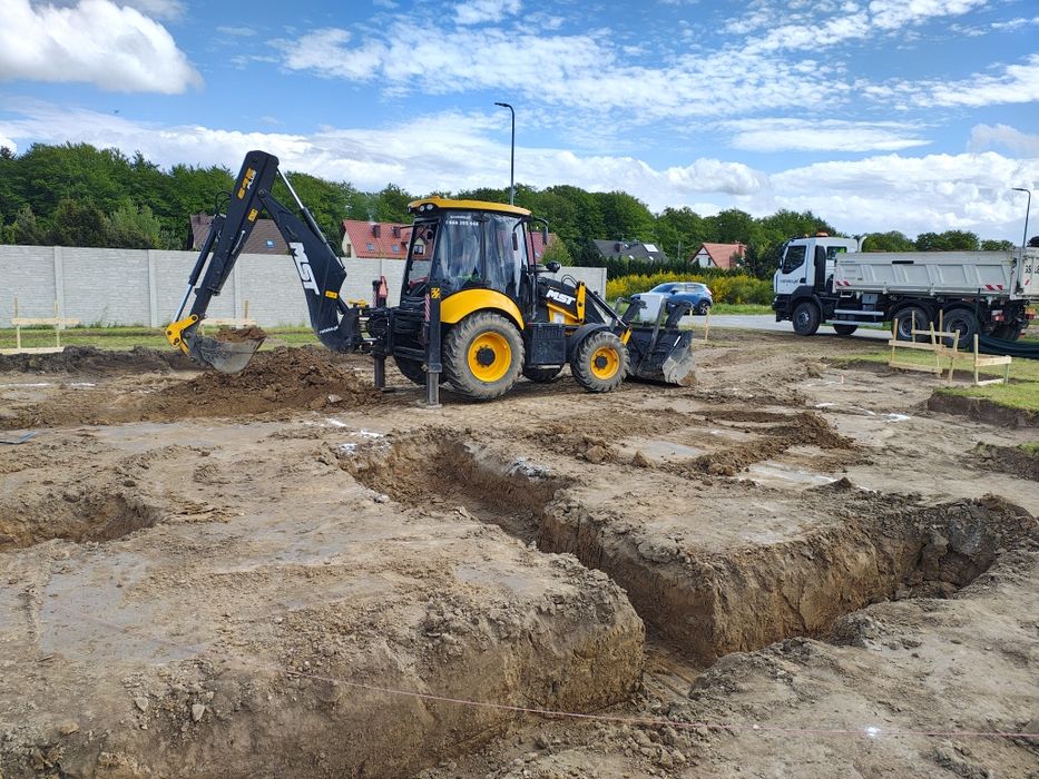 Usługi koparko ładowarką, roboty prace ziemne, koparka Słupsk wywrotka