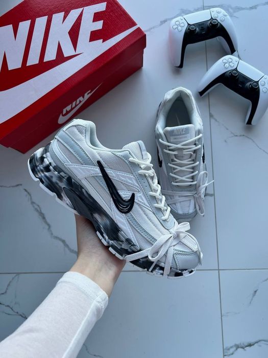 36-45 Nike Initiator Custom Grey