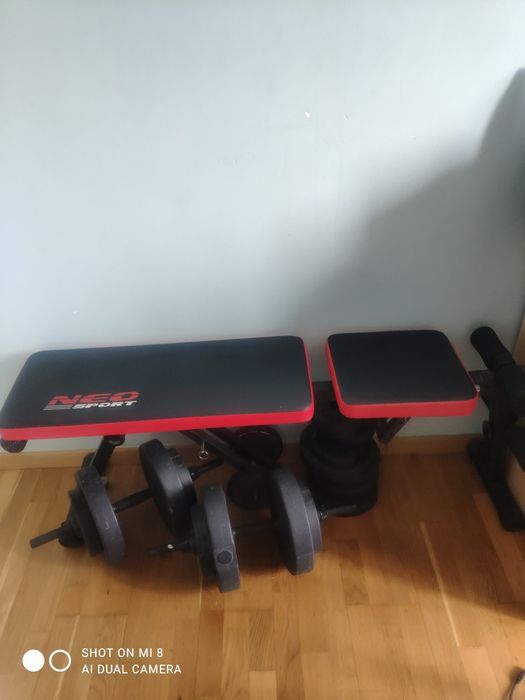 Ławeczka treningowa plus hantle