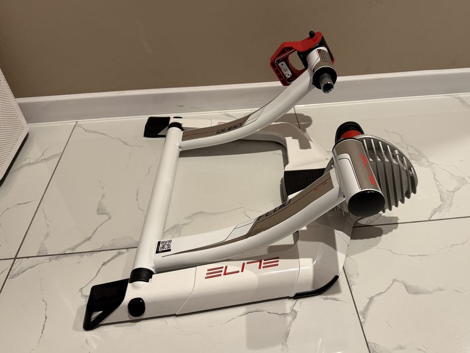 Trenażer  Elite Quebo Fluid trenazer domowy misuro