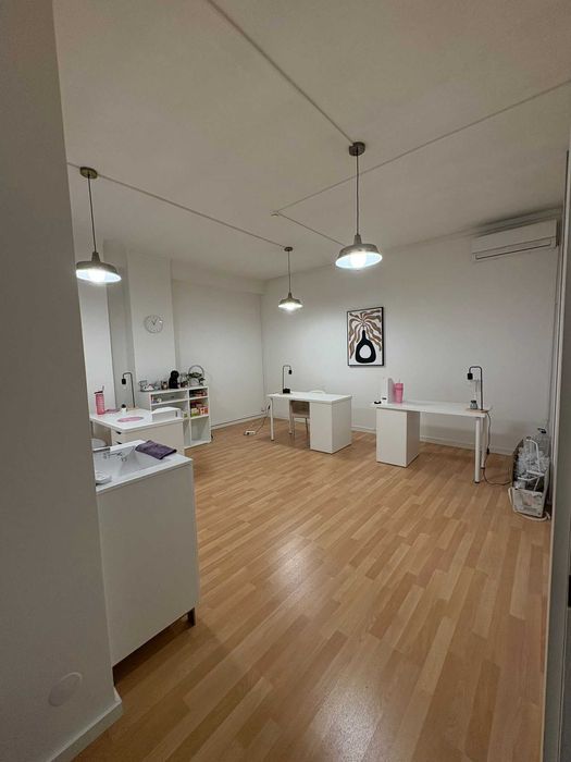 Gabinete para Comércio ou Serviços