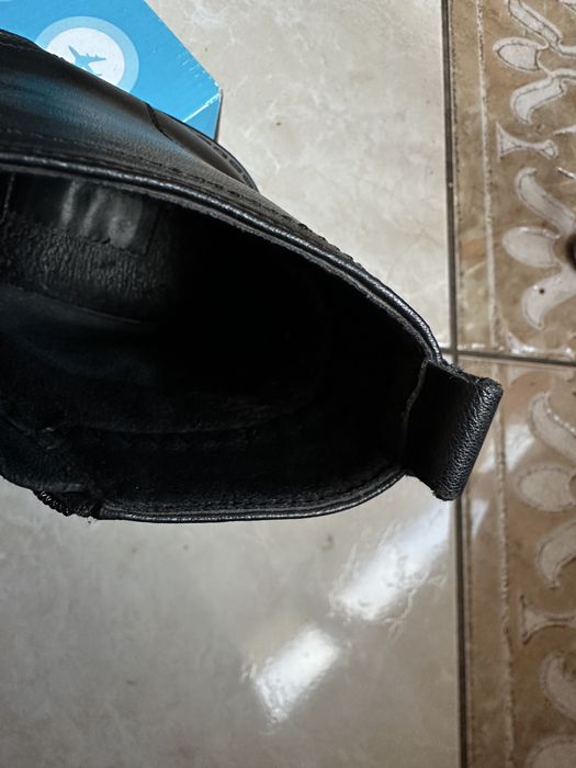 Жіночі шкіряні демісезонні чоботи