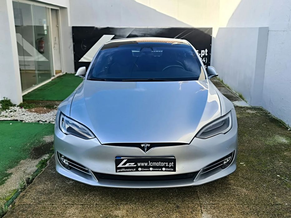 Tesla Model S 75D AWD