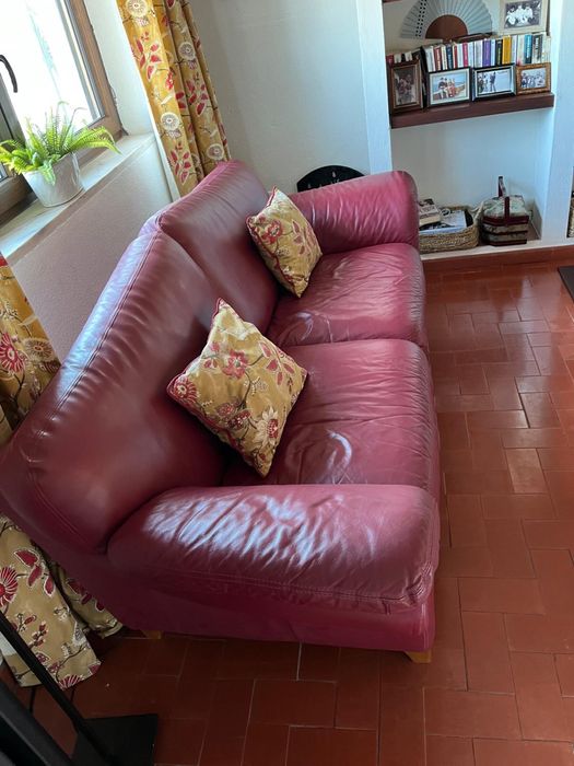 Sofa de pele em boas condições