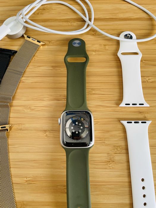 Sprzedam Apple Watch 8 S8 A2770 41 mm