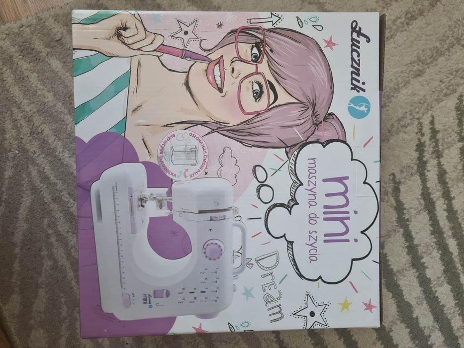 Mini Maszyna do szycia Łucznik