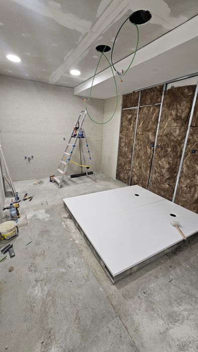 Remodelação e Reparações em Geral -  Telhados, Pladur, Estruturação, Barramento, Elétrica, Canalização, Impermeabilizações, Isolamentos, Pintura...
