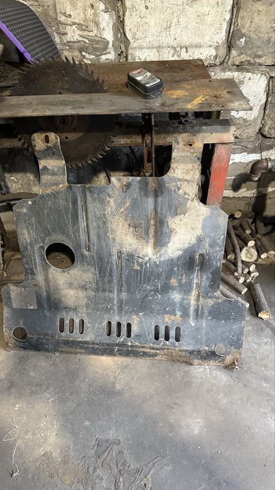 Захист двигуна б/у. всі по 500