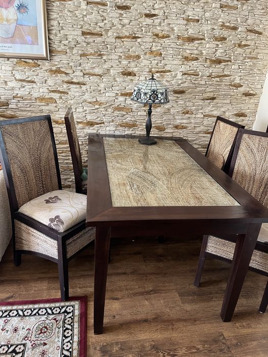 4 drewniane krzesła lite drewno