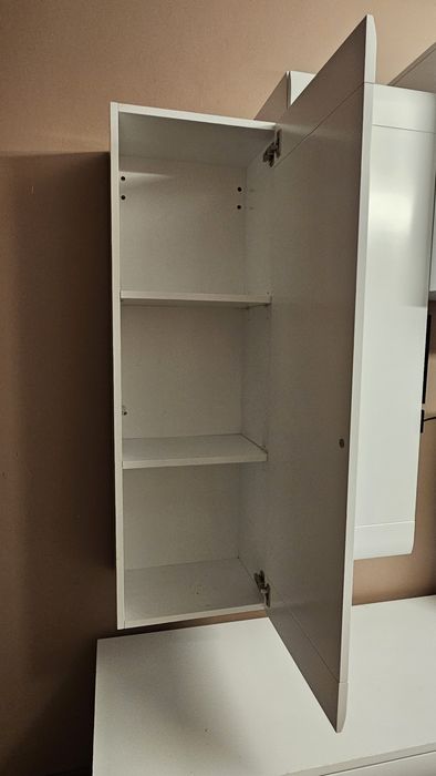 Komplet mebli do salonu: Stół + 6 krzeseł + meble