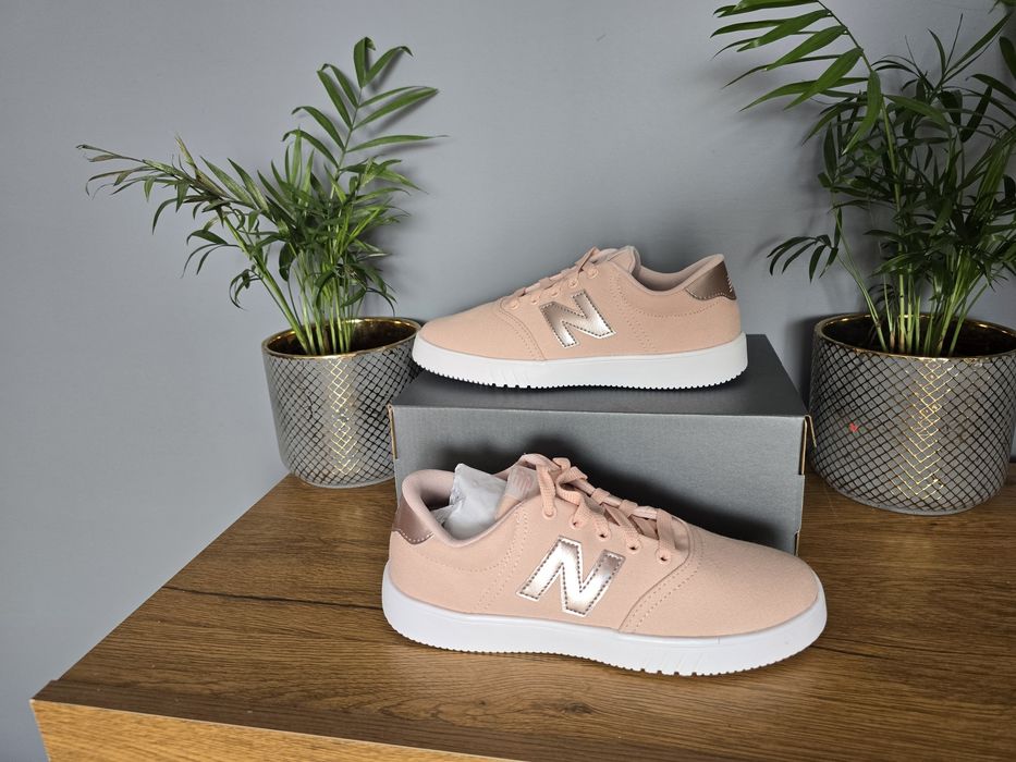 Buty Damskie New Balance 36.5