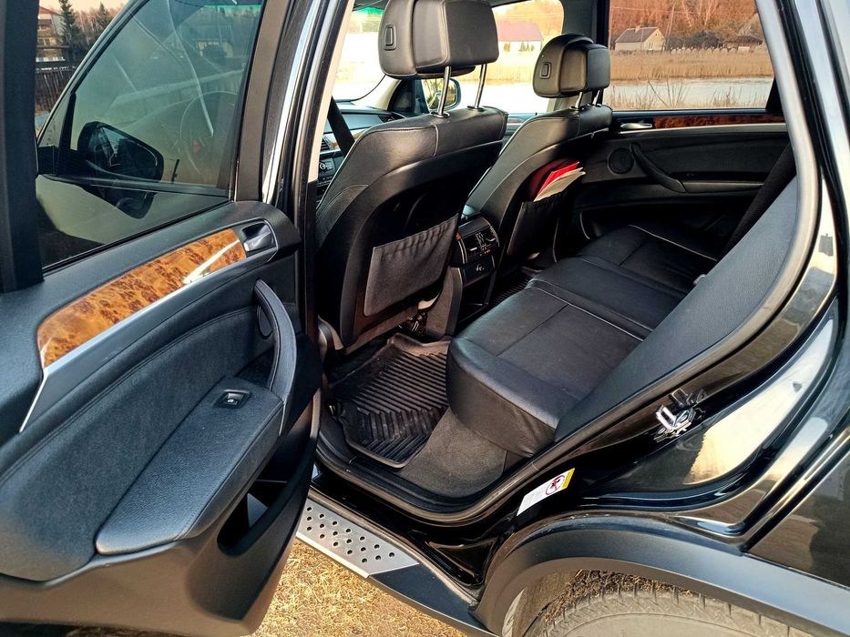 X5 E70 3.0 sd  286 KM full opcja 218 tyś.  przebiegu stan bdb 4x4