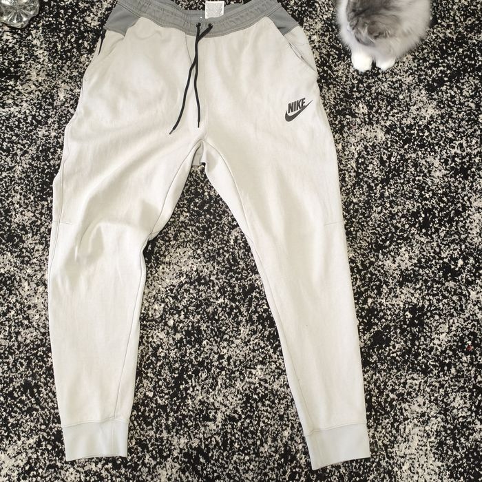 штаны nike tech fleece