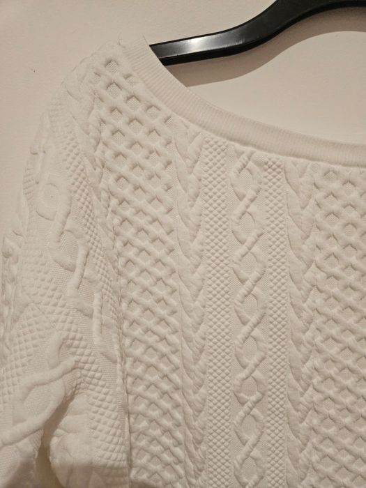 Camisola com relevo