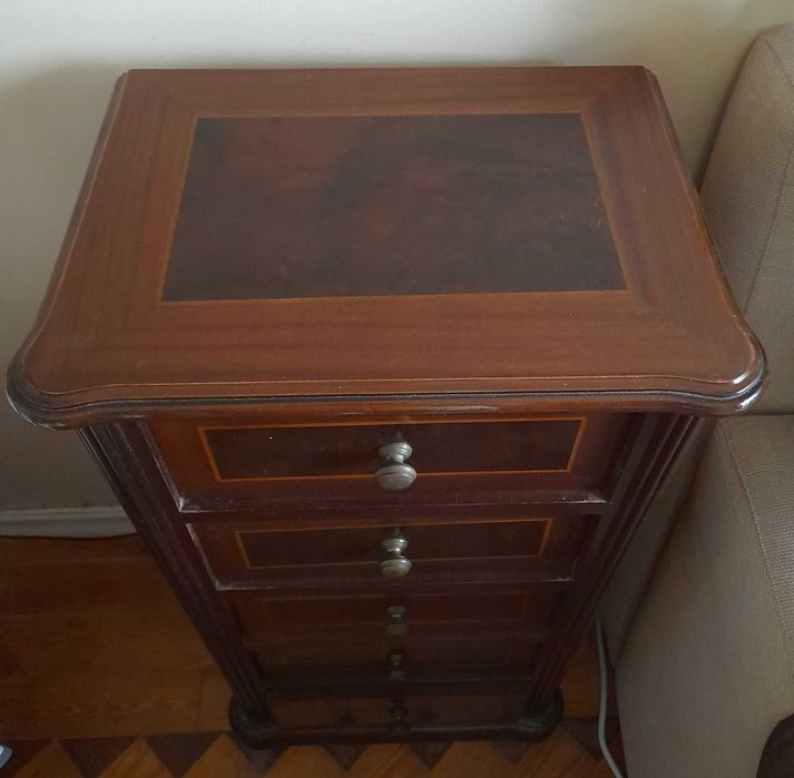 Móvel de Apoio em Madeira Antigo/Vintage