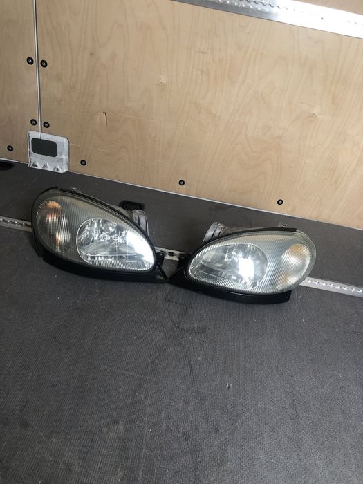 Продам фари Ланос-Сенс в хорошому стані комплектовані