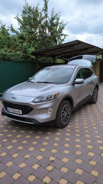Ford Escape Гібрид PHEV (Plug-In Hybrid Electric Vehicle) 2021 року
