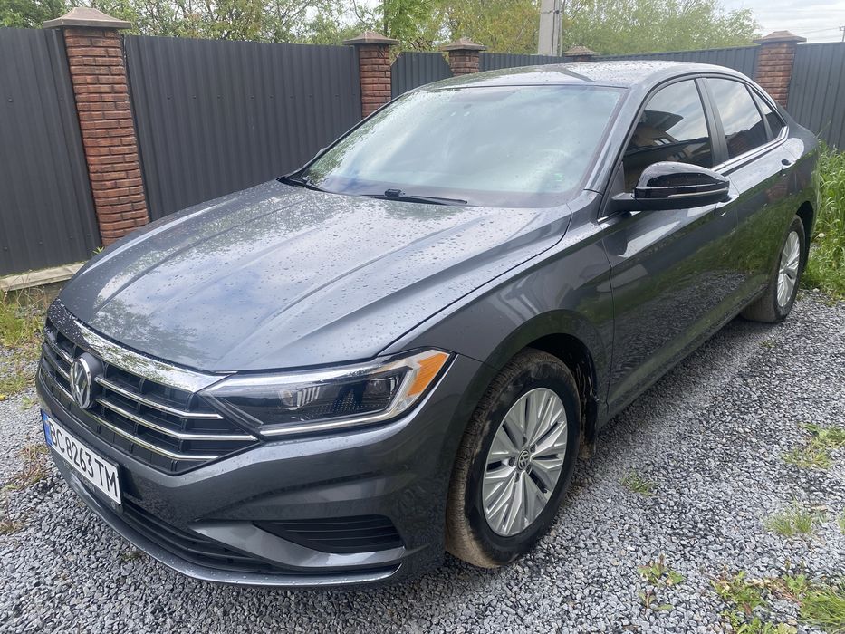 Оренда авто Volkswagen Jetta 1.4 б механіка довготривала або таксі