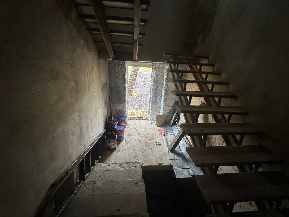 Продаж будинку з ділянкою на 10 соток, 440.9 кв. м, Жмеринка