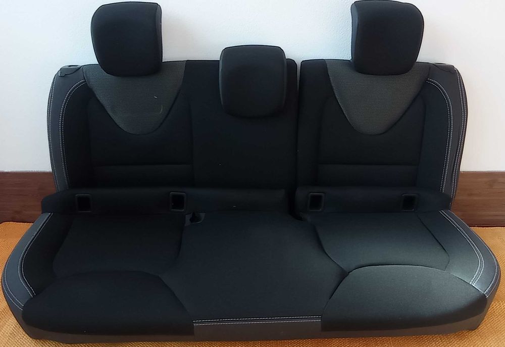 Bancos traseiros e outros Renault Clio IV