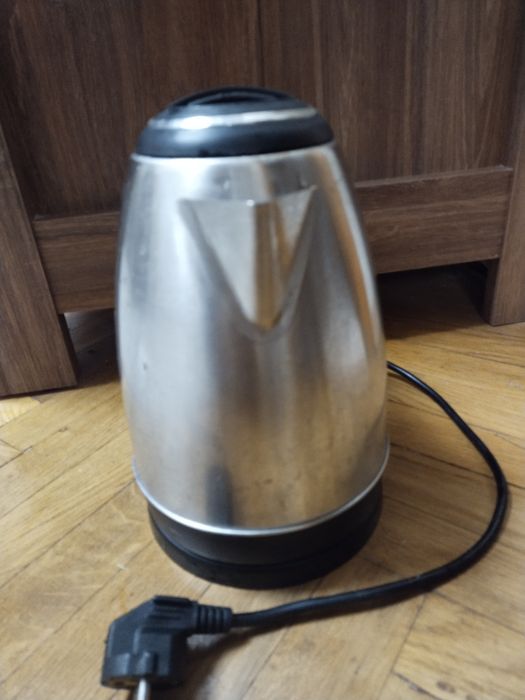 Электрочайник в полцены