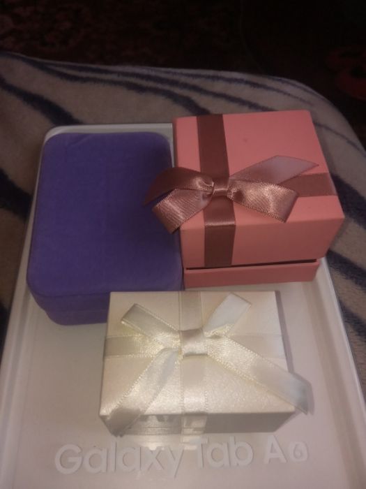 Подаросные коробочки.