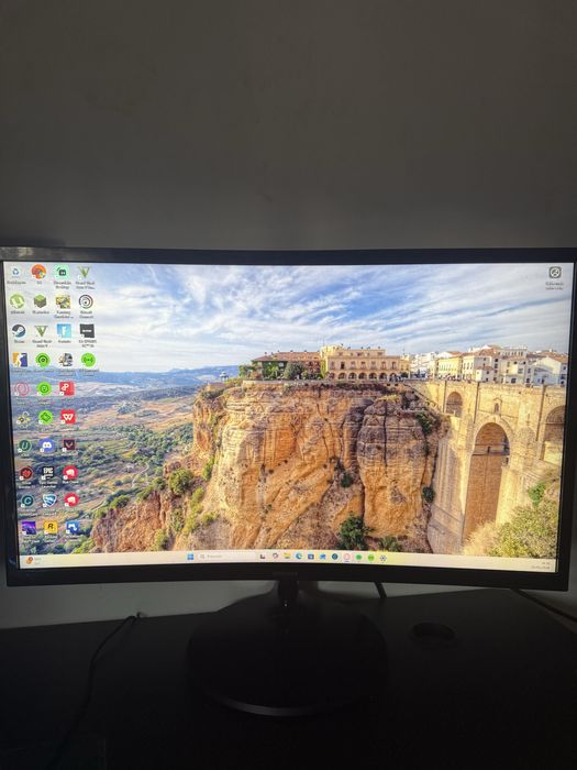 Monitor Curvo Samsung S24C36x