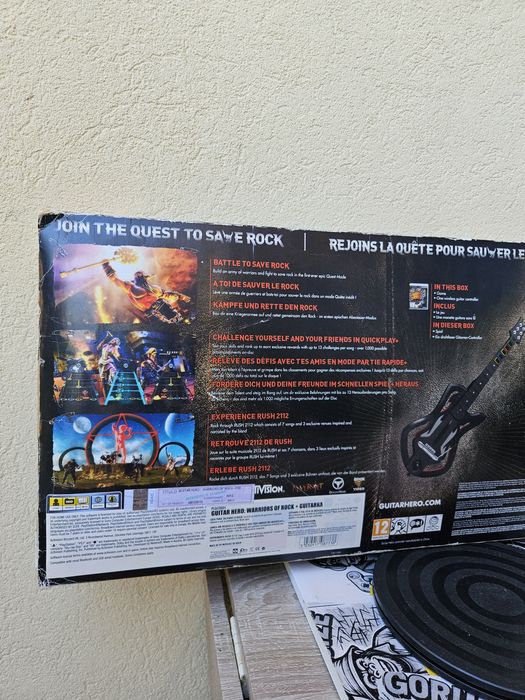 Guitar Hero Warriors of Rock PS3 + Guitar Bundle (Complete Set, No Original Game Case)